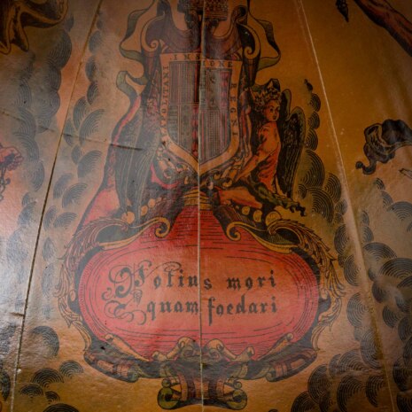 24033 globe cabinet-42 24033 globe cabinet-42