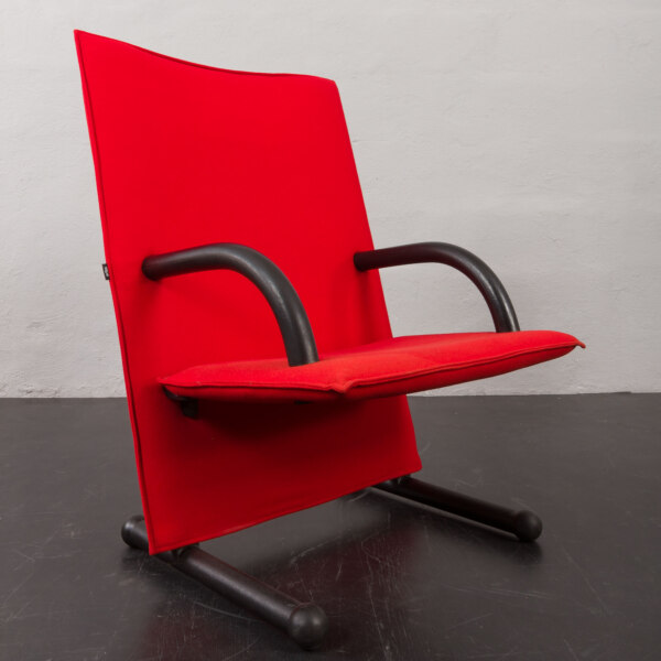 “T-line” high back lounge chair by Burkhard Vogtherr for Arflex, Italy 1980s