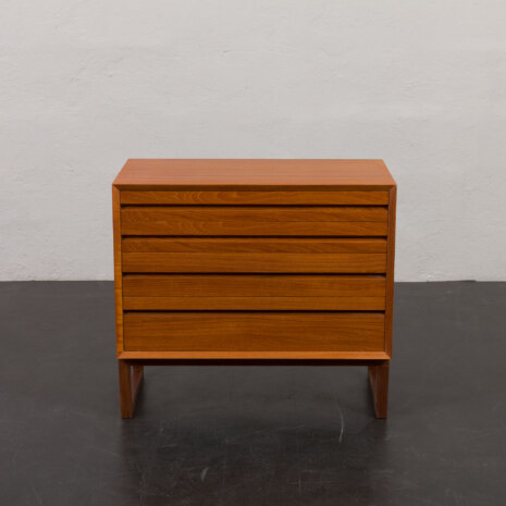24068 Poul Cadovius chest of 4 drawers-4 24068 Poul Cadovius chest of 4 drawers-4