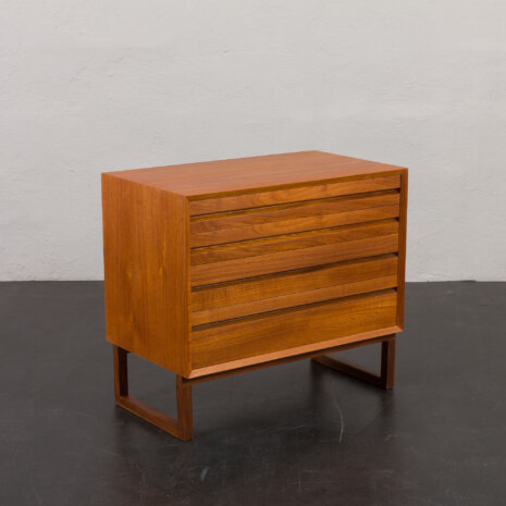 24068 Poul Cadovius chest of 4 drawers-5 24068 Poul Cadovius chest of 4 drawers-5