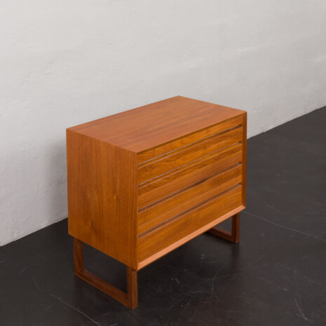 24068 Poul Cadovius chest of 4 drawers-8 24068 Poul Cadovius chest of 4 drawers-8
