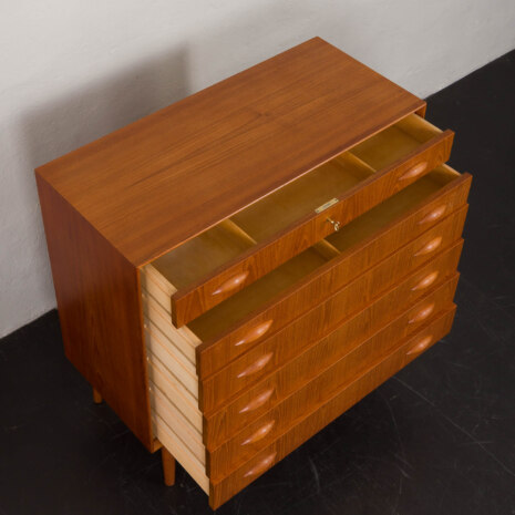 24076 Johannes Sorth teak chest of 6 drawers, Denmark 1960s-10 24076 Johannes Sorth teak chest of 6 drawers, Denmark 1960s-10