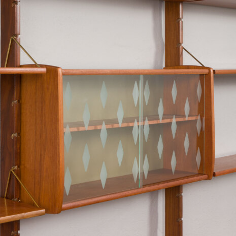 24091 Ergo three bay teak wall unit by John Texmon, Norway 1960s-14 24091 Ergo three bay teak wall unit by John Texmon, Norway 1960s-14