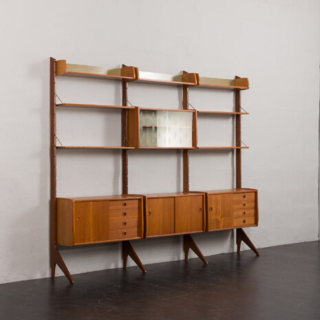 24091 Ergo three bay teak wall unit by John Texmon, Norway 1960s-3 24091 Ergo three bay teak wall unit by John Texmon, Norway 1960s-3