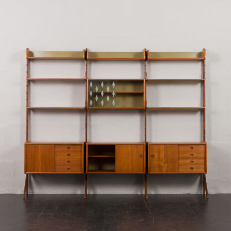 24091 Ergo three bay teak wall unit by John Texmon, Norway 1960s-9 24091 Ergo three bay teak wall unit by John Texmon, Norway 1960s-9