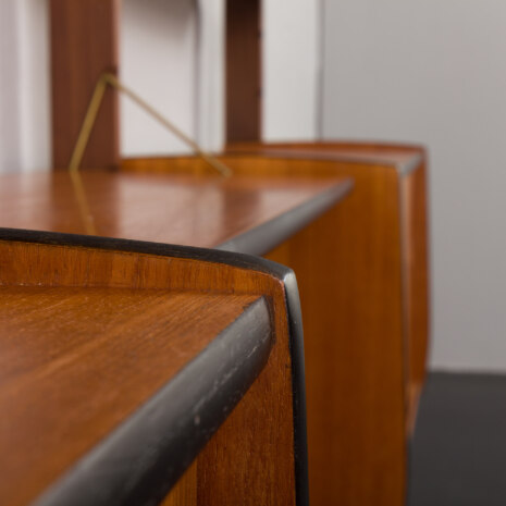 24095 Élément mural Ergo à trois travées en teck avec bords noirs par John Texmon et Einar Blindheim, Norvège 1960-15 24095 Élément mural Ergo à trois travées en teck avec bords noirs par John Texmon et Einar Blindheim, Norvège 1960-15