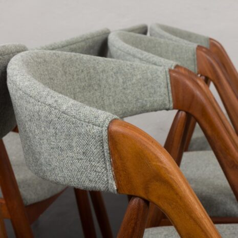 24081 set of 6 Kai Kristiansen chairs model 31-11 24081 set of 6 Kai Kristiansen chairs model 31-11