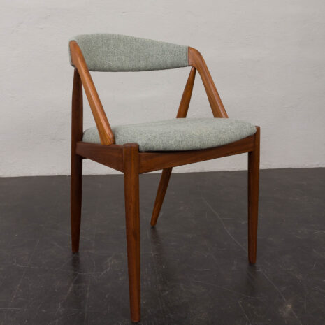 24081 set of 6 Kai Kristiansen chairs model 31-24 24081 set of 6 Kai Kristiansen chairs model 31-24