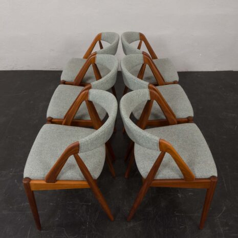 24081 set of 6 Kai Kristiansen chairs model 31-7 24081 set of 6 Kai Kristiansen chairs model 31-7