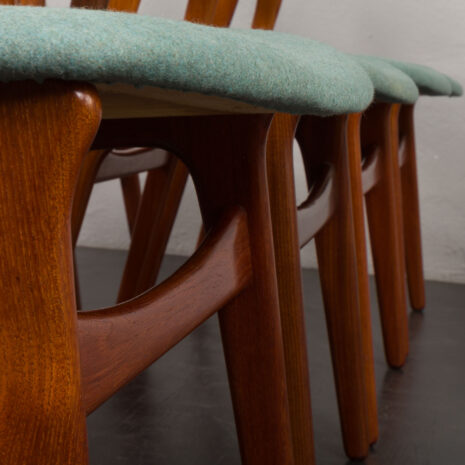 24124 Erik Buch set of 8 teak chairs-9 24124 Erik Buch set of 8 teak chairs-9