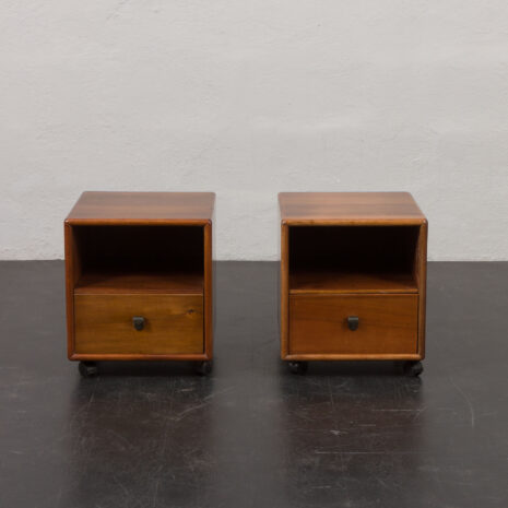 24139 Fabio Lenci a pair of walnut nightstands-3 24139 Fabio Lenci a pair of walnut nightstands-3