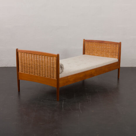 24080 pair of daybeds-17 24080 pair of daybeds-17