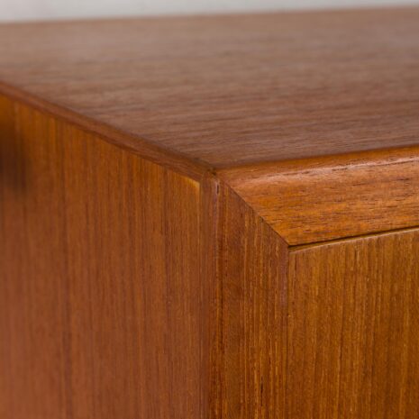 24133 Hansen Guldborg free-standing three bay teak wall unit-24 24133 Hansen Guldborg free-standing three bay teak wall unit-24