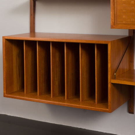 24193 Poul Cadovius three bay teak wall unit-11 24193 Poul Cadovius three bay teak wall unit-11