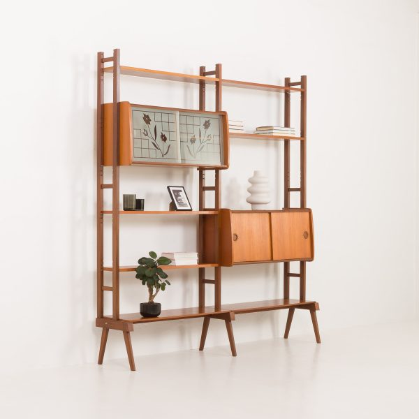 Meuble mural indépendant scandinave du milieu du siècle, Norvège, années 1960