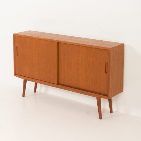 24231 Small Danish teak sideboard by Hundevad, 1960s-10 24231 Small Danish teak sideboard by Hundevad, 1960s-10