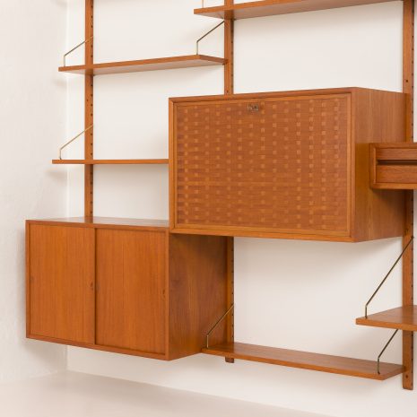24250 Poul Cadovius four bay teak wall unit-12 24250 Poul Cadovius four bay teak wall unit-12