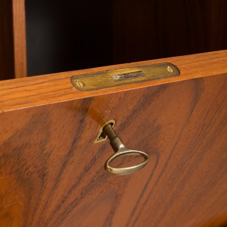 24250 Poul Cadovius four bay teak wall unit-19 24250 Poul Cadovius four bay teak wall unit-19