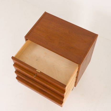 24255 komodka-9 24255 komodka-9