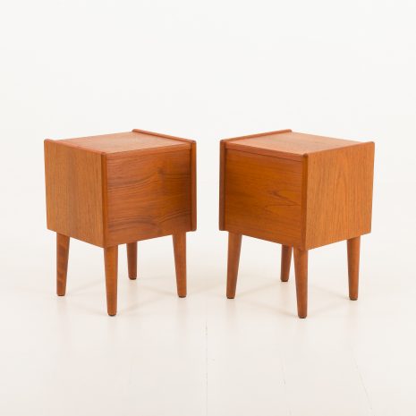 24258 Pair of teak nightstands-6 24258 Pair of teak nightstands-6