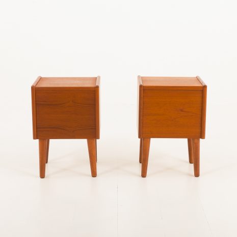 24258 Pair of teak nightstands-7 24258 Pair of teak nightstands-7