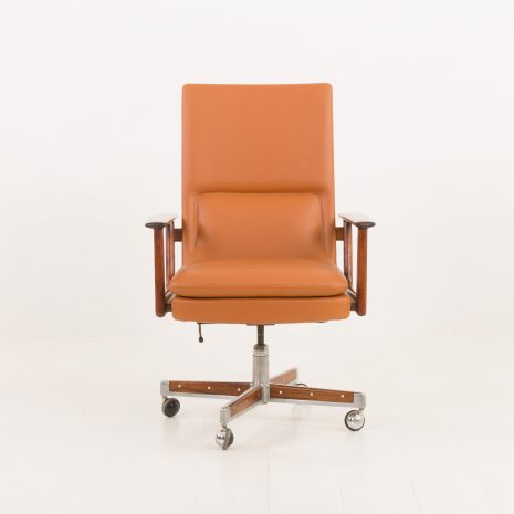 23452 Arne Vodder executive desk chair for Sibast in rosewood and light brown leather, Denmark 1960s-11 23452 Arne Vodder executive desk chair for Sibast in rosewood and light brown leather, Denmark 1960s-11