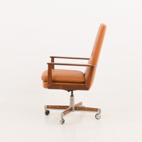 23452 Arne Vodder executive desk chair for Sibast in rosewood and light brown leather, Denmark 1960s-9 23452 Arne Vodder executive desk chair for Sibast in rosewood and light brown leather, Denmark 1960s-9