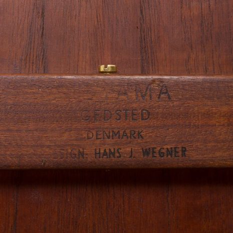 24158 Podwójne łóżko Getama autorstwa Hansa J. Wegnera-17 24158 Podwójne łóżko Getama autorstwa Hansa J. Wegnera-17