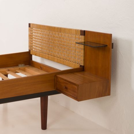 24158 Łóżko podwójne Getama autorstwa Hansa J. Wegnera.-6 24158 Łóżko podwójne Getama autorstwa Hansa J. Wegnera.-6