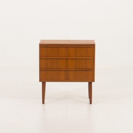 24253 Stolik nocny-7 24253 Stolik nocny-7