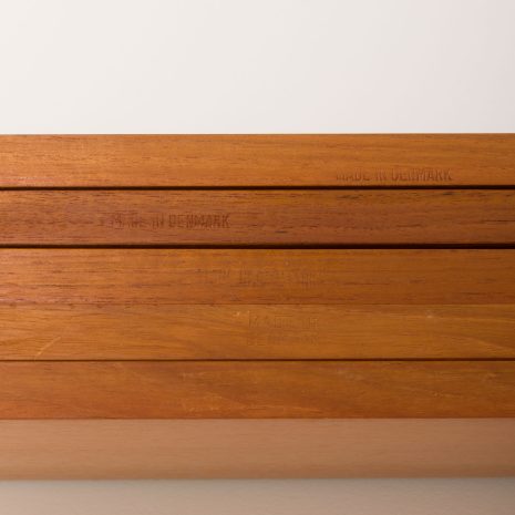 24306 Poul Cadovius one bay teak wall unit-11 24306 Poul Cadovius one bay teak wall unit-11