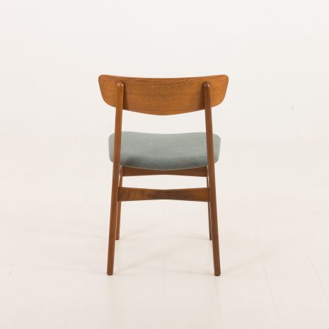 23079 4 KRZESŁA-19 23079 4 KRZESŁA-19