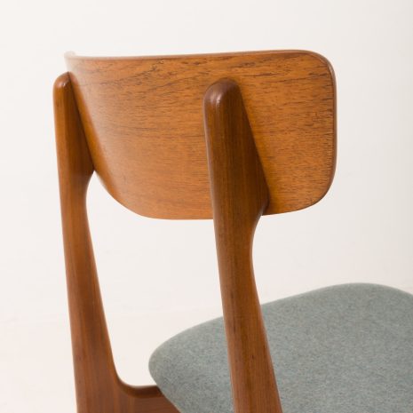 23079 4 KRZESŁA-22 23079 4 KRZESŁA-22