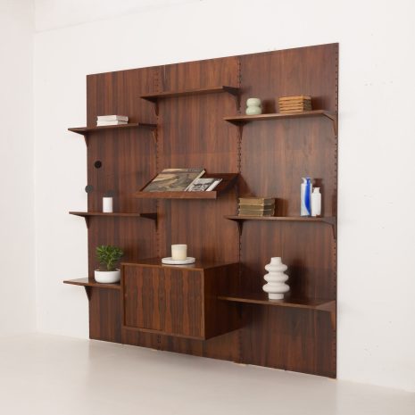 24322 Poul Cadovius roswood wall unit on panels for Cado, Denmark 1960s. -2 24322 Poul Cadovius roswood wall unit on panels for Cado, Denmark 1960s. -2