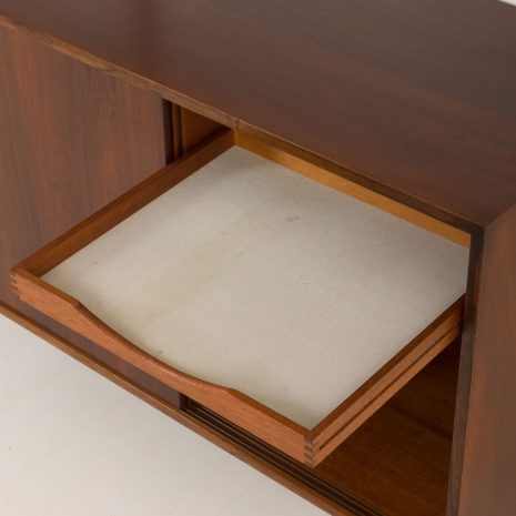 24347 Kai Kristiansen 2 bay rosewood wall unit for FM mobler, 1960s-14 24347 Kai Kristiansen 2 bay rosewood wall unit for FM mobler, 1960s-14