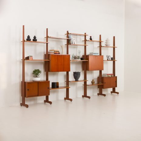 24337 Italian freestanding 5 bay teak wall unit in the style of Franco Albini, 1970s-2 Italian freestanding 5 bay teak wall unit in the style of Franco Albini, 1970s
