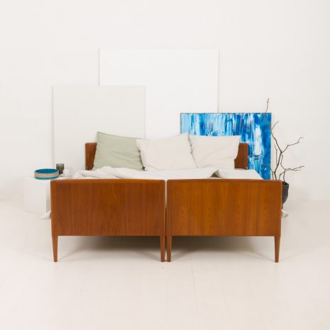 24354 Pair of mid century Oman Jun teak beds, Densamrk 1960s-1 24354 Pair of mid century Oman Jun teak beds, Densamrk 1960s-1