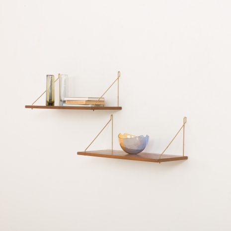 24372 zwei tiefe Hängeregale-2 24372 zwei tiefe Hängeregale-2