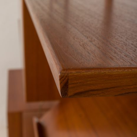 24411 Hansen & Guldborg three bay teak wall unit-13 24411 Hansen & Guldborg three bay teak wall unit-13