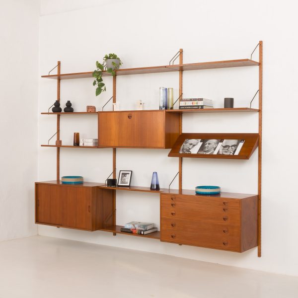 Hansen & Guldborg teak wall unit by Thygesen & Sørensen, Denmark, 1960s