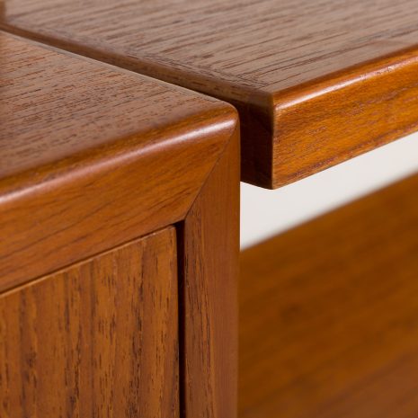 24411 Hansen & Guldborg three bay teak wall unit-21 24411 Hansen & Guldborg three bay teak wall unit-21