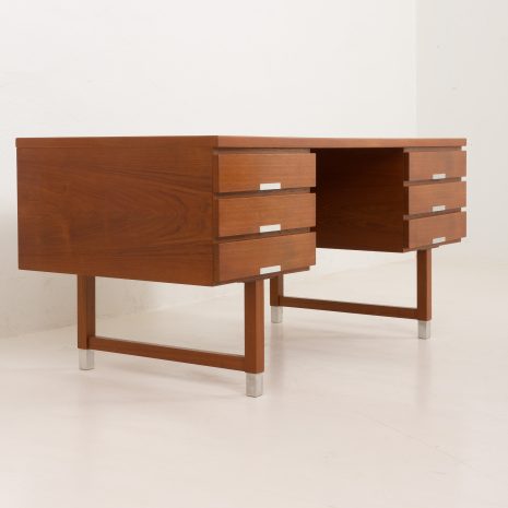 24378 biurko tekowe-11 24378 biurko tekowe-11