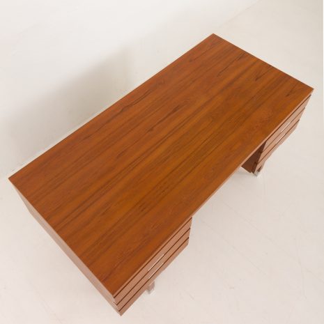 24378 biurko tekowe-14 24378 biurko tekowe-14