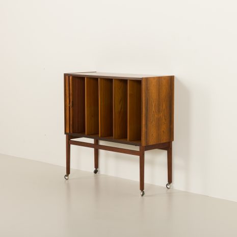 24430 Mid century rosewood vinyl record cabinet.-4 24430 Mid century rosewood vinyl record cabinet.-4
