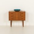 Petite commode danoise en teck, années 1960