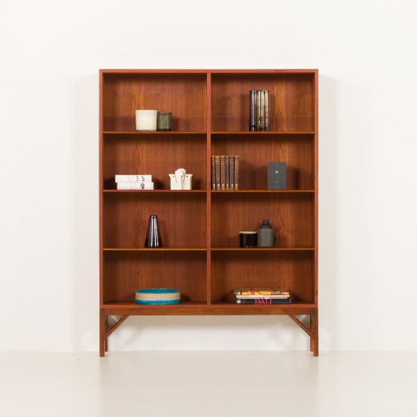 Tekowa biblioteczka seria China, proj. Borge Mogensen, Dania, lata 60.