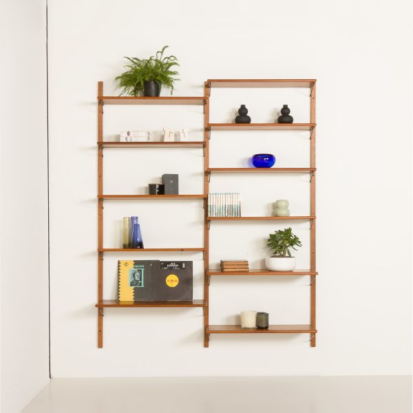 Danish mid-century shelving system in teak, 1960s