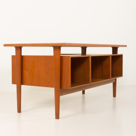 24373 teak desk by Amager Bolighus-12 24373 teak desk by Amager Bolighus-12
