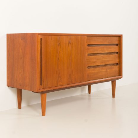 25043 small teak sideboard-8 25043 small teak sideboard-8