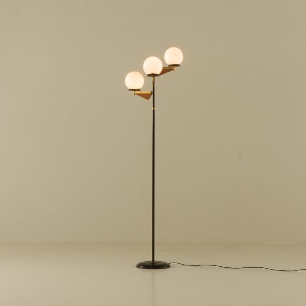 Włoska lampa podłogowa przyp. do Stilnovo, lata 60.
